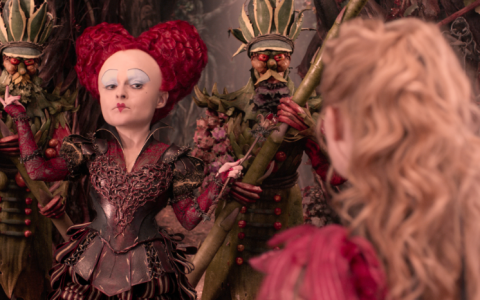 爱丽丝梦游仙境 观看链接及中英文台词分享-晓语共读